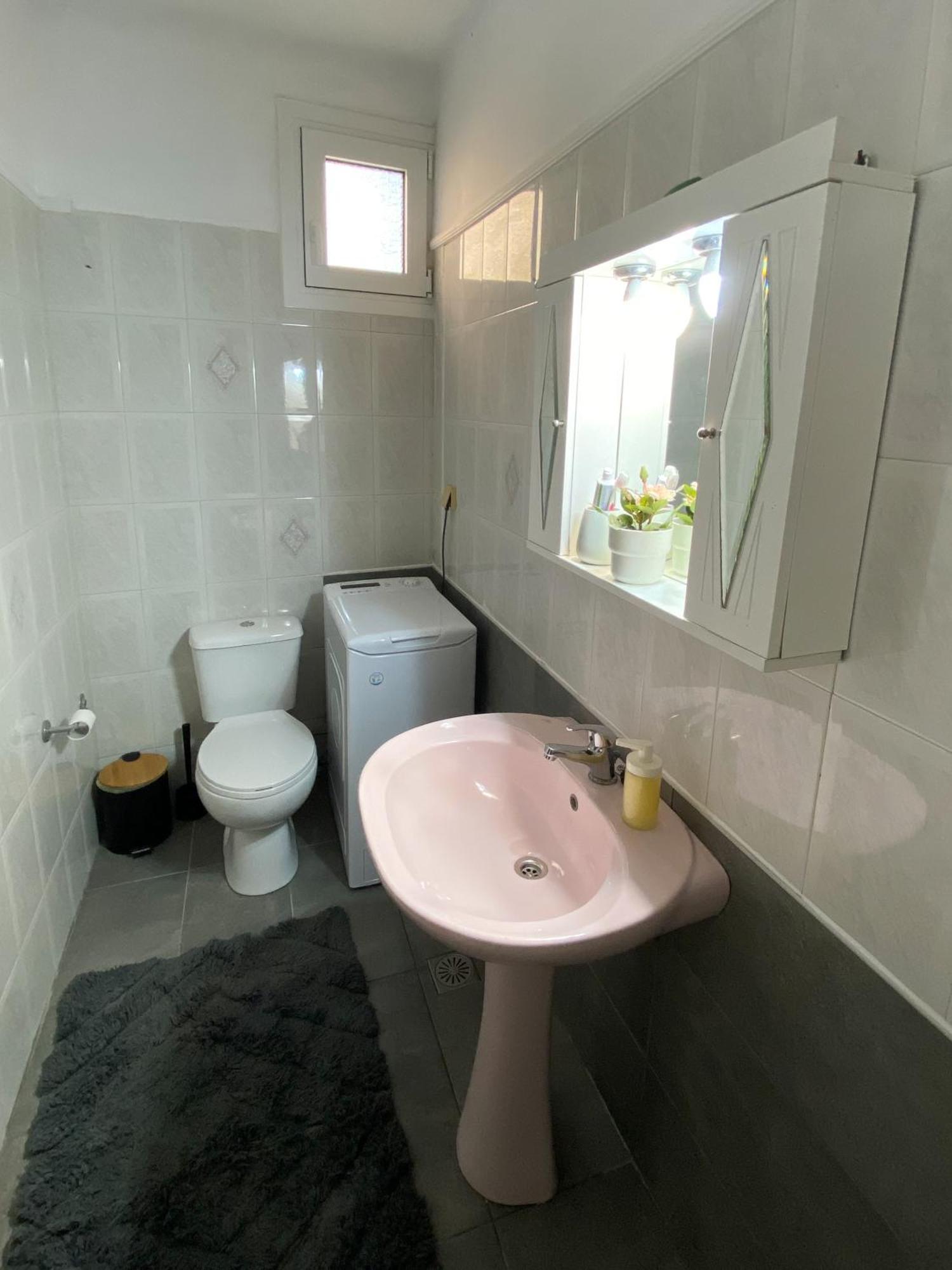 Port House Apartment ไซคิย์นธอสทาวน์ ภายนอก รูปภาพ